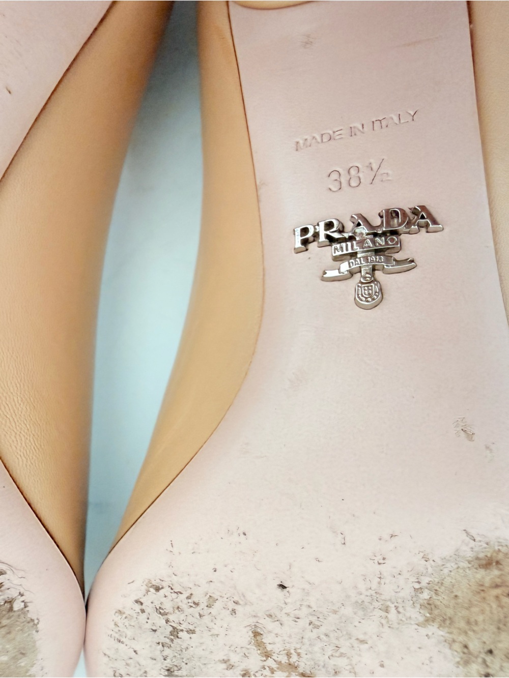 Prada Logo Bow Kitten Heel Pumps Beige Apricot Blue Leather EU 38.5 US 8.5 - Picture 9 of 11